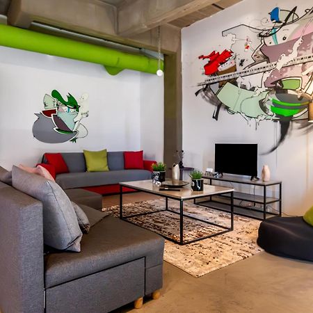 Ceramus Apartments Gazi View Афины Экстерьер фото