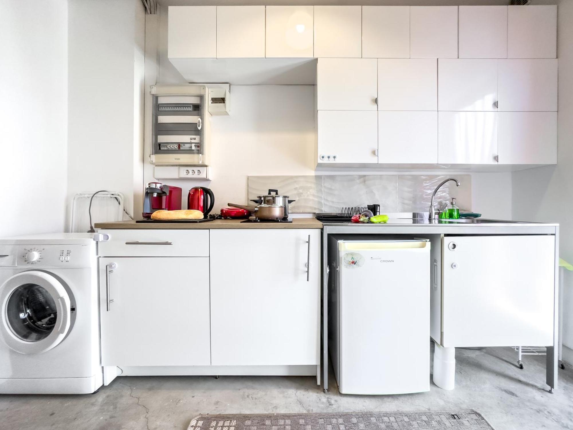 Ceramus Apartments Gazi View Афины Экстерьер фото